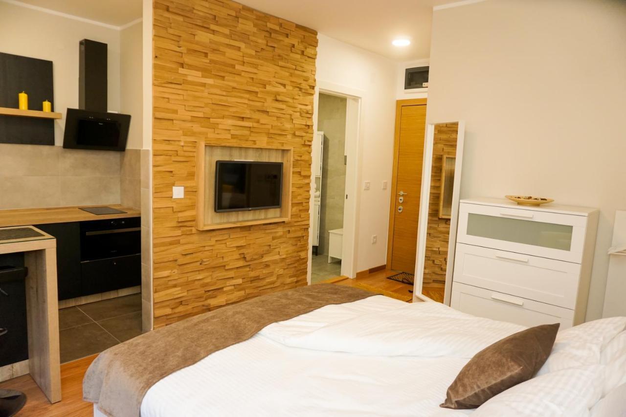 Central Palace Apartmani - Pupinova Palata Novi Sad Eksteriør bilde